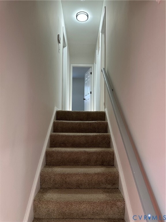 Building Photo - 9015 Covewood Rd