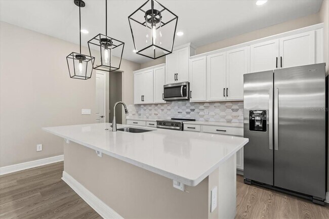 Building Photo - 16496 Silver Brook Wy