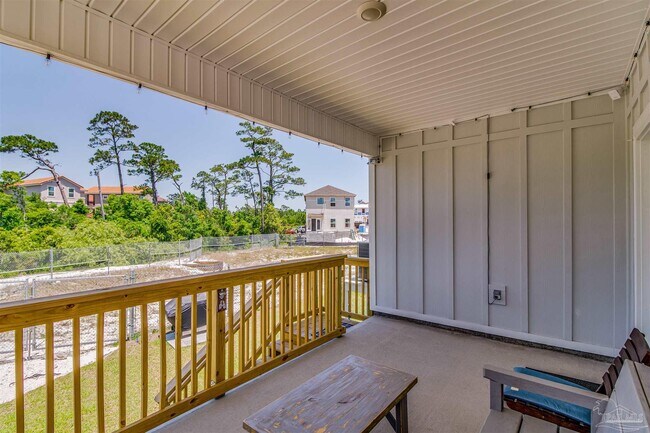 Building Photo - 14358 Gardenglen Dr