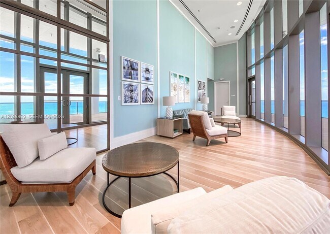 Building Photo - 15701 Collins Ave