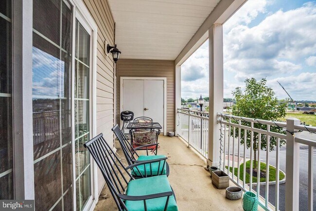 Building Photo - 4525 Champions Run