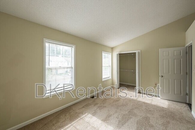 Building Photo - 3536 Kennesaw Station Dr