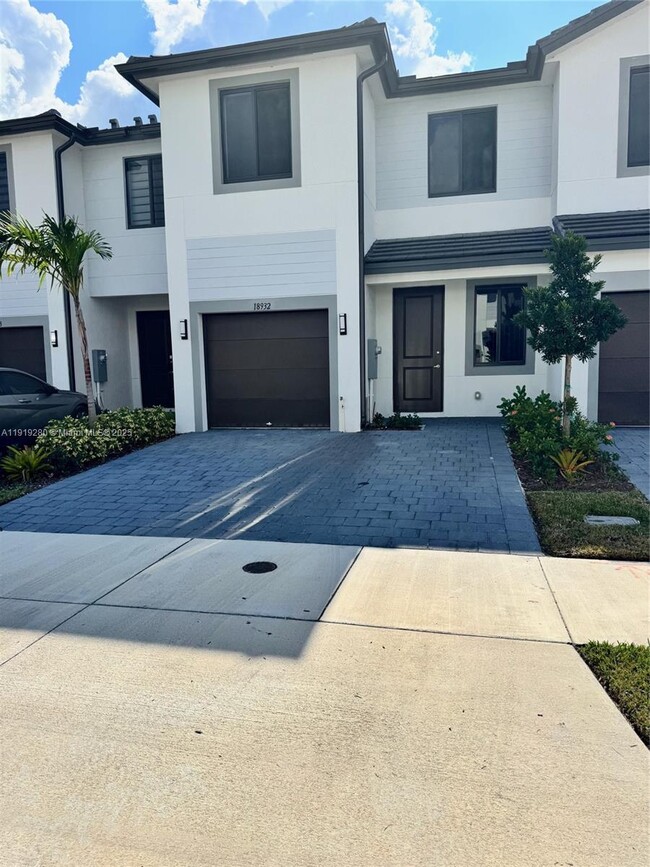 Building Photo - 18932 SW 344th Ter