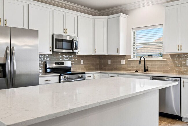 Building Photo - 7719 Claymont Cir