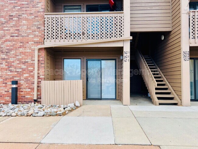 Building Photo - 12366 W Nevada Pl