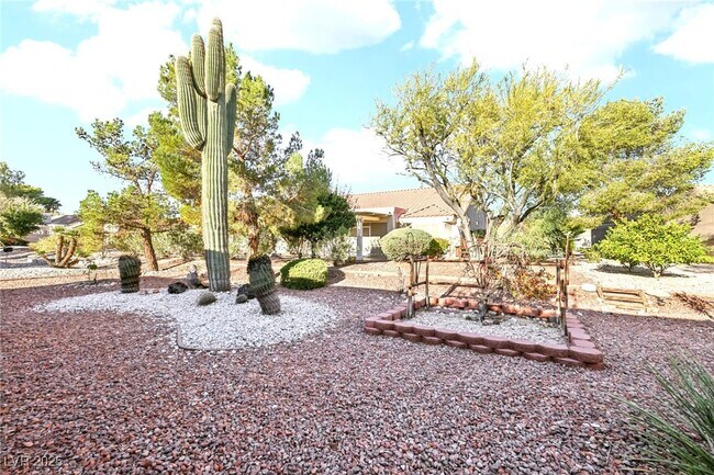 Building Photo - 3013 Sungold Dr