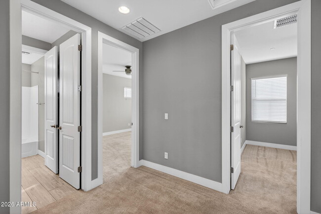 Building Photo - 3925 E Megan St