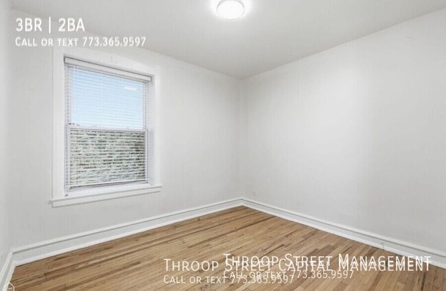 Building Photo - 6132 S Vernon Ave