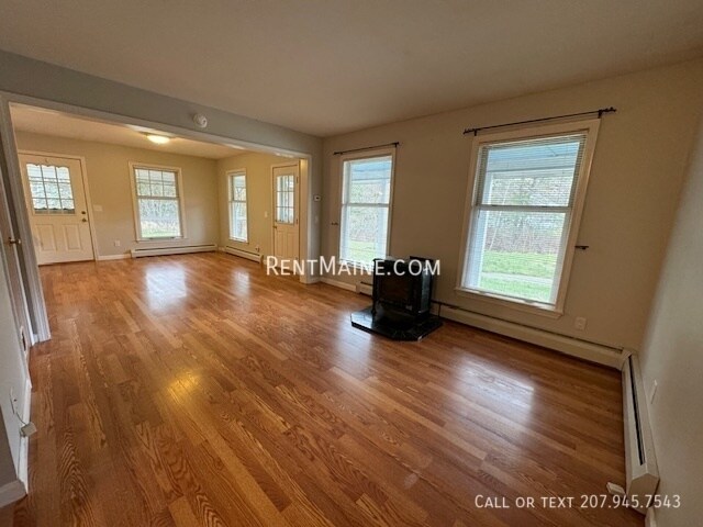 Building Photo - 841 Eastern Ave