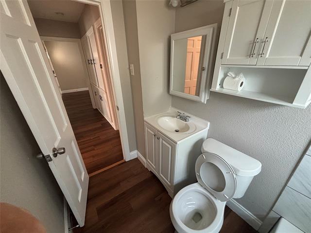 Building Photo - 7406 Llano Ave