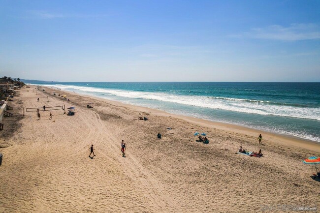 Building Photo - 2008 Ocean Front