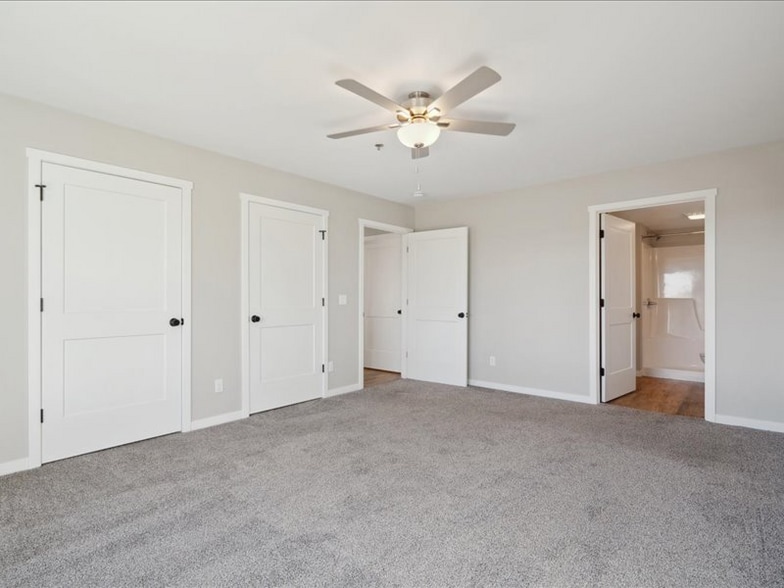 Building Photo - 7028 Thunder Vly Dr