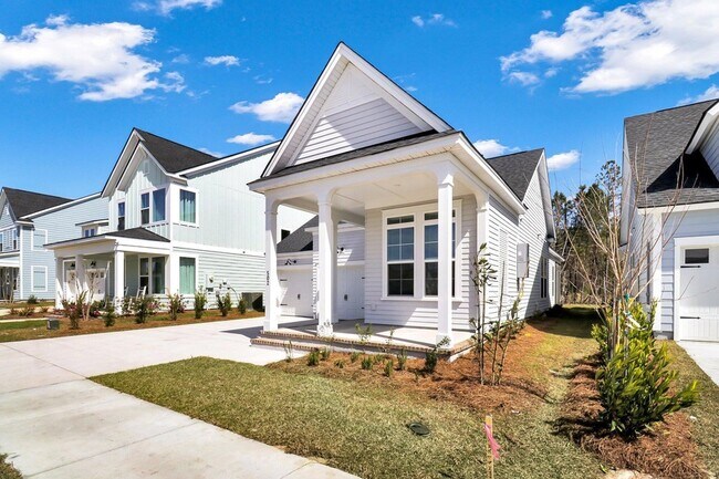 Building Photo - 502 Sound Dr