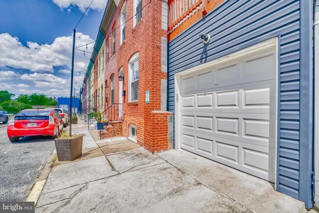 Primary Photo - 903 N Bradford St