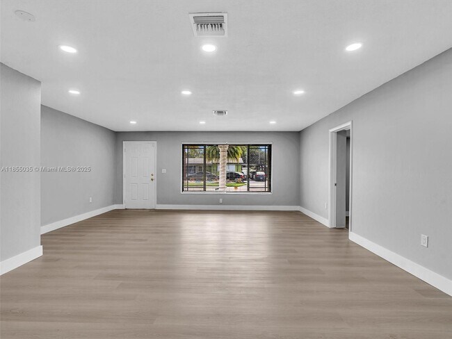 Building Photo - 19021 NW 23rd Ct