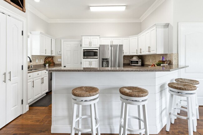Building Photo - 4086 Indian Trail