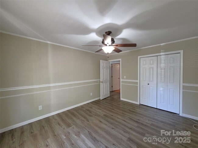 Building Photo - 256 Georgewoods Dr