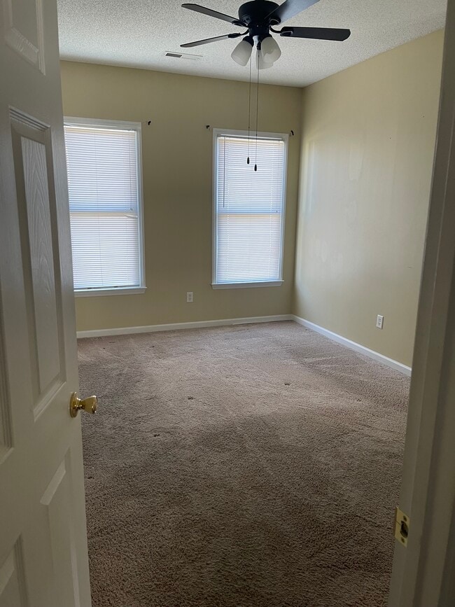 Building Photo - 709 Integrity Oaks Dr