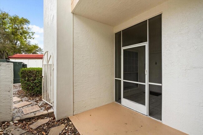 Building Photo - 443 Hamptoncrest Cir