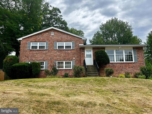 Building Photo - 287 Anderson Rd