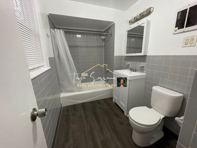 Building Photo - 33 Algonquin St