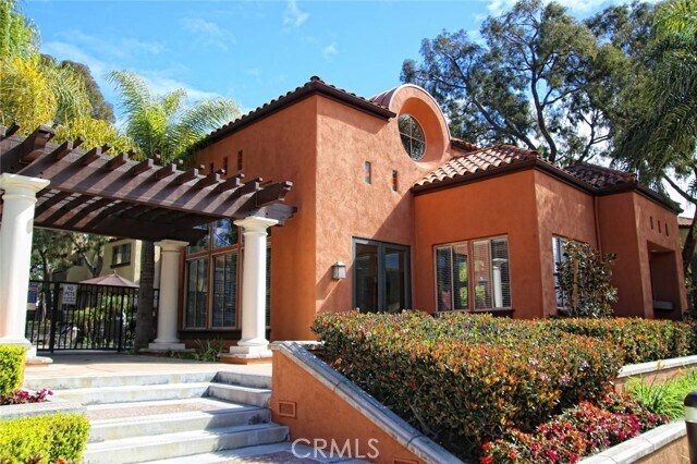 Building Photo - 105 Bay Hill Dr