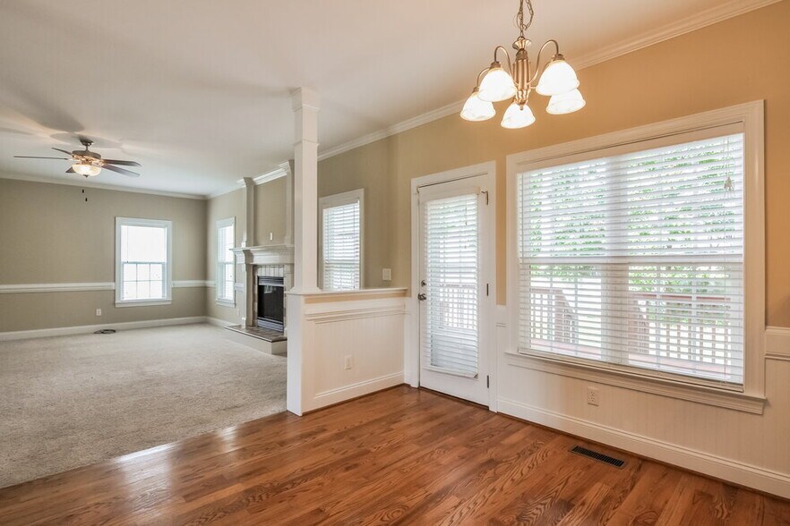 Building Photo - 221 Worthington Ct