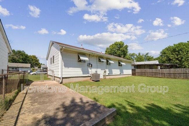 Building Photo - 113 N 44th W Ave