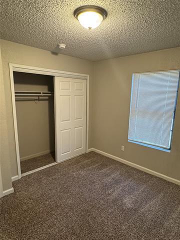 Building Photo - 2465 Chadwick Dr