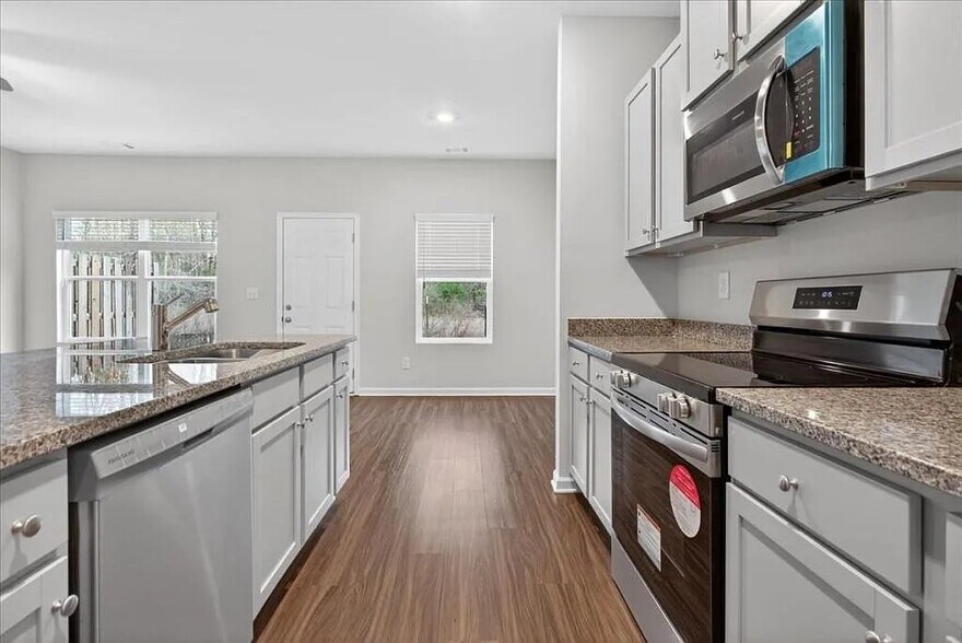 Building Photo - 109 Brexley Dr