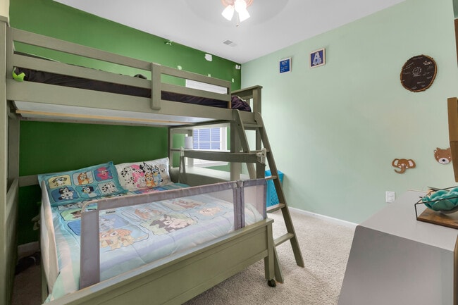 Building Photo - 402 Isabelle St