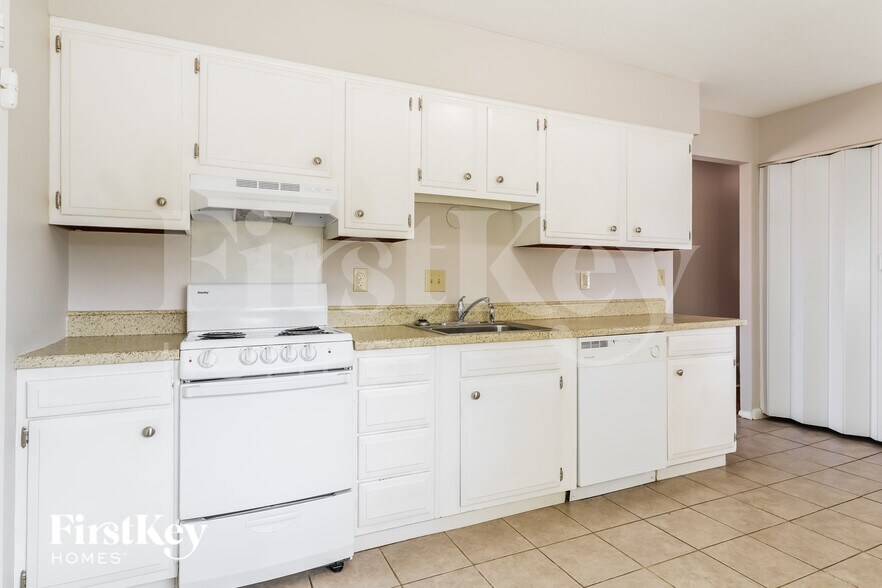 Building Photo - 11448 Raphael Pl