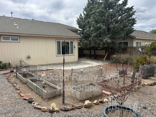 Building Photo - 191 Desert Springs Ln