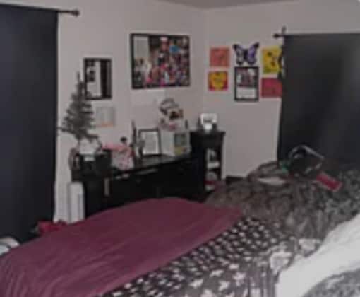 Rare legal room share - 1224 11th St