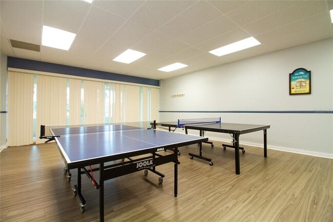 Building Photo - 7540 Bay Island Dr S