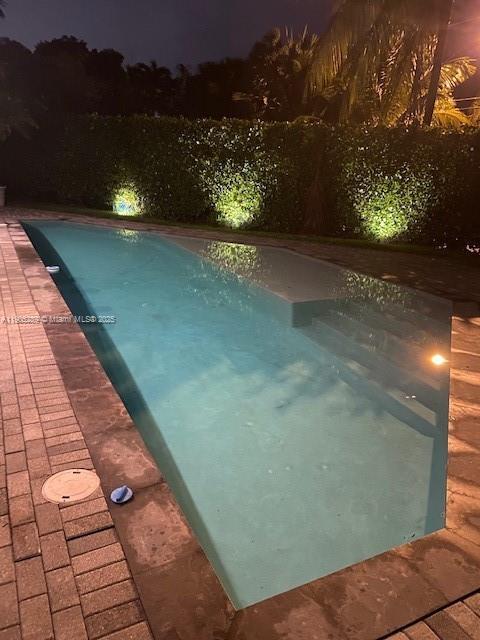 Building Photo - 1000 N Shore Dr