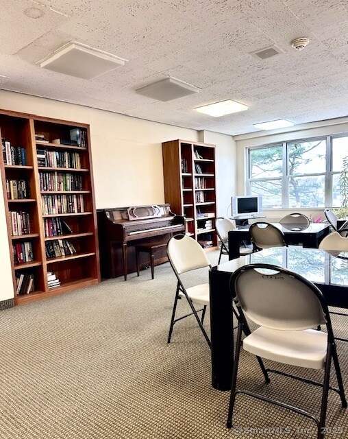 Building Photo - 2625 Park Ave