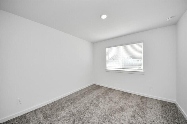 Building Photo - 2931 Amherst Mdw Ln