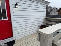 Building Photo - 6 N Main St