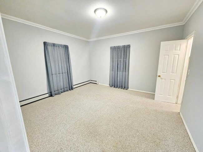 Building Photo - 61 Apple Ln