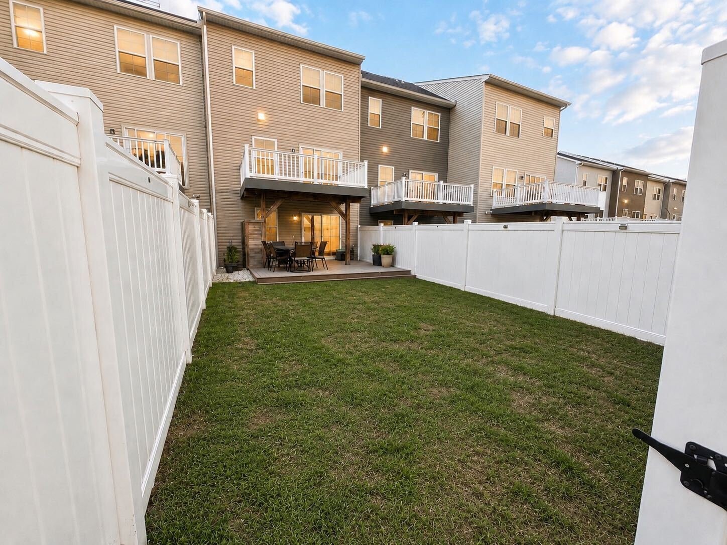 Building Photo - 2305 Lamington Ct