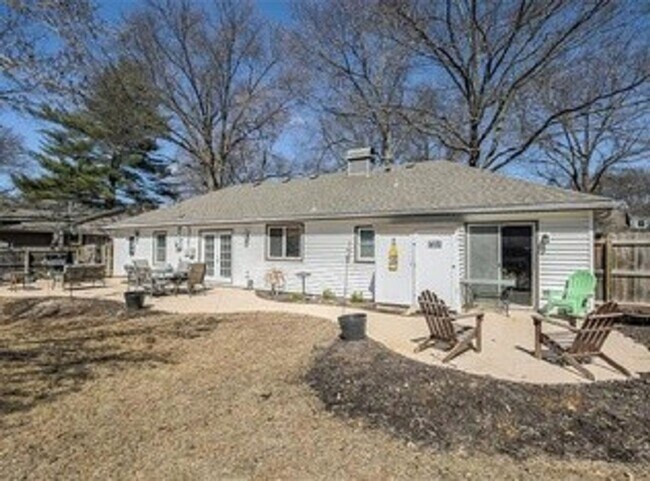 Building Photo - {5611} Updated OP Ranch + Two Car Garage + Fenced Yard and Stamped Concrete Patio Perfect for Spr...