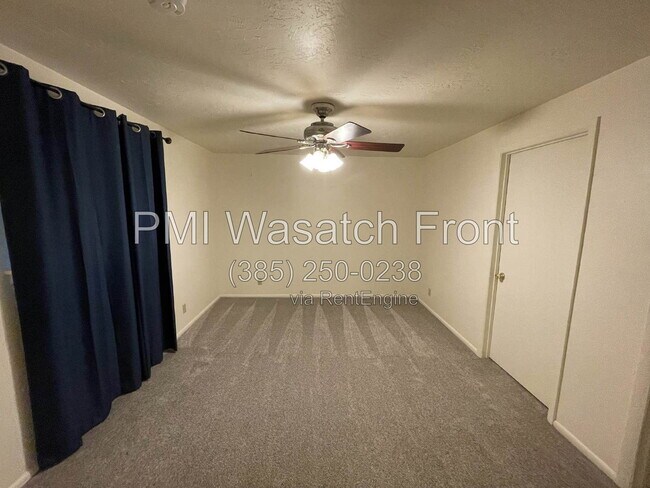 Building Photo - 662 E Cobblestone Ln