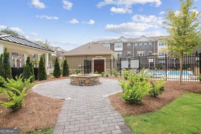 Building Photo - 1466 Halstead Pl
