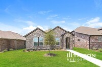 Building Photo - 8017 Brookhaven Dr