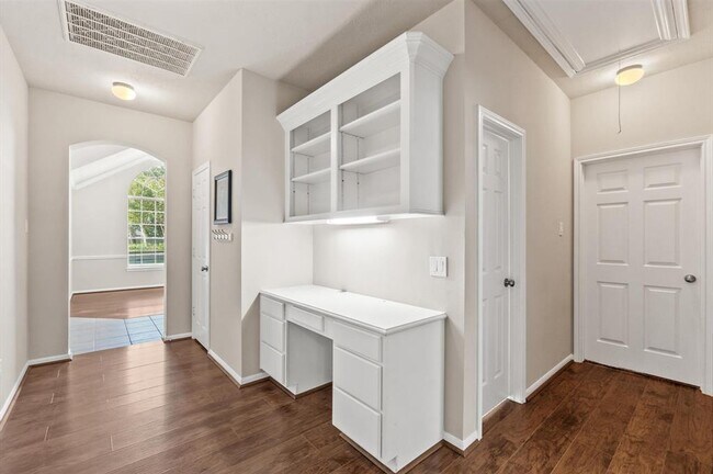 Building Photo - 3603 Heritage Colony Dr