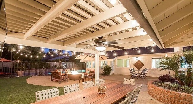 Building Photo - 22243 W Craggy View St