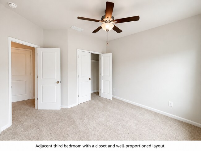 Building Photo - Like-New 3BR/3.5BA End-Unit Townhome in Buford – Near Suwanee Town Center and Mall of Georgia