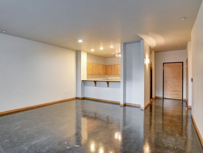 Building Photo - 1125 NW 9th Ave