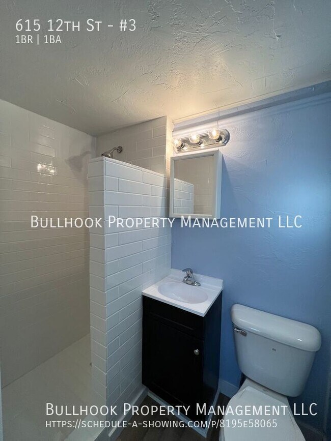 Building Photo - 615 12th St